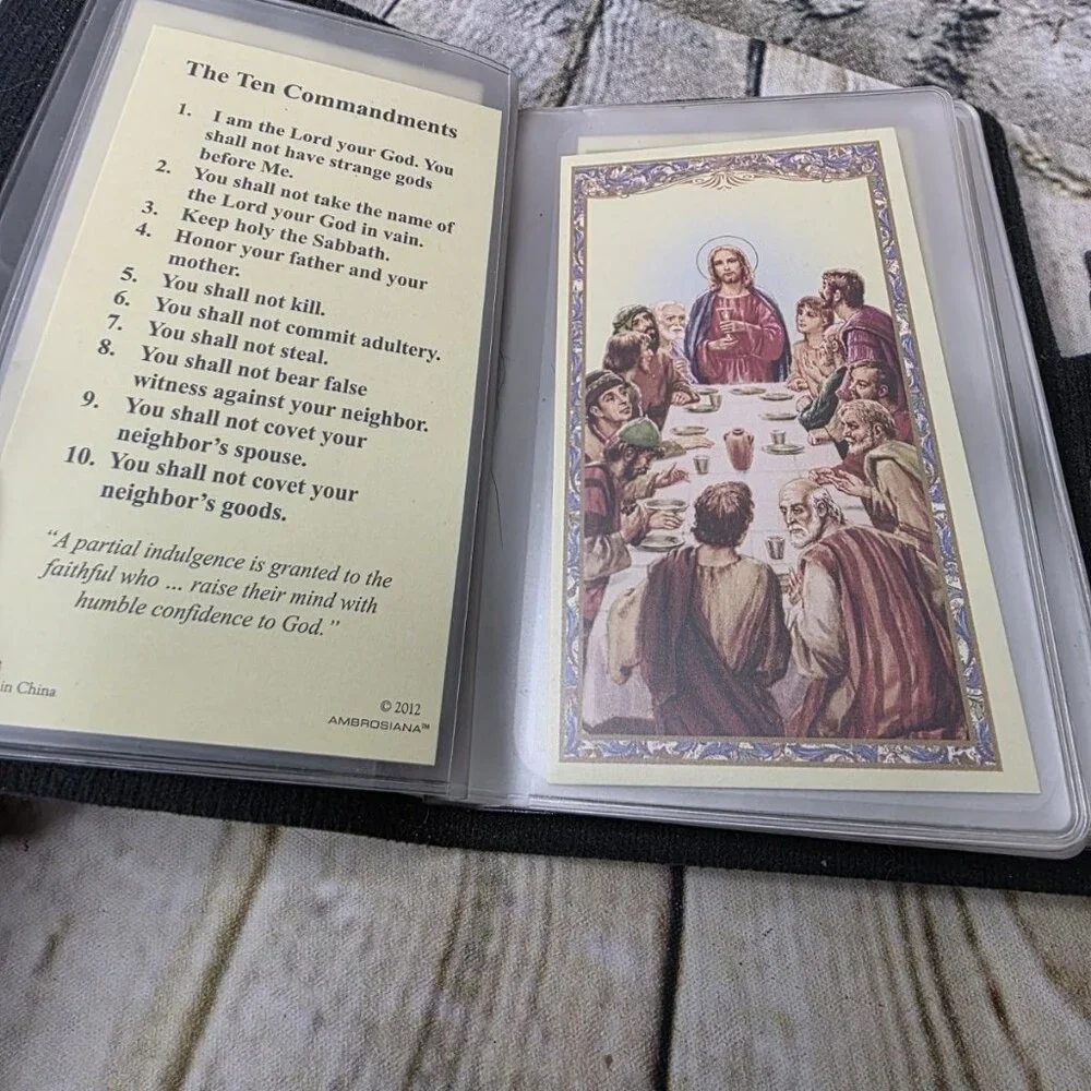 Holy Card Holder Folder Black Gold 20 Plastic Sleeves Snap Close w 4 Holy Cards